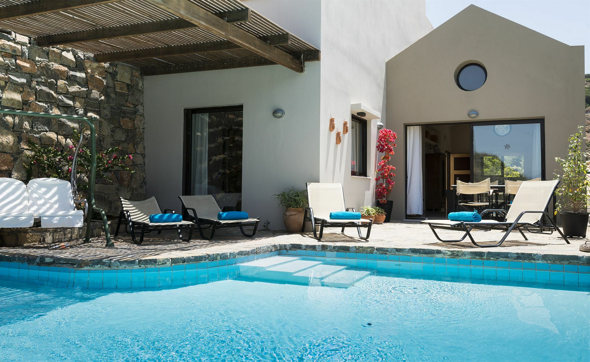 Istron Villas 外观 照片